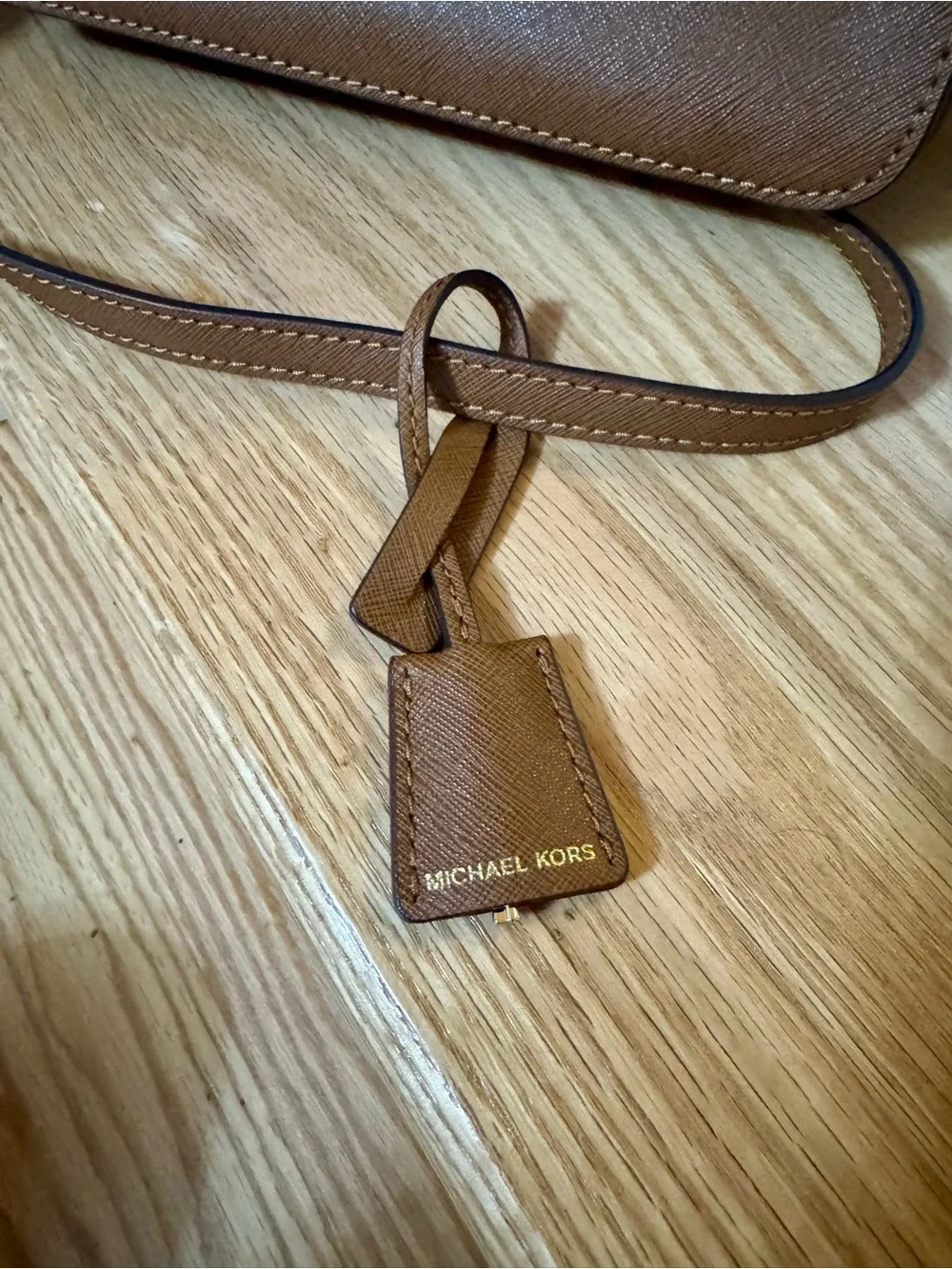 Michael Kors Hamilton Traveler NWOT NS Messenger Bag Luggage Saffiano Leather